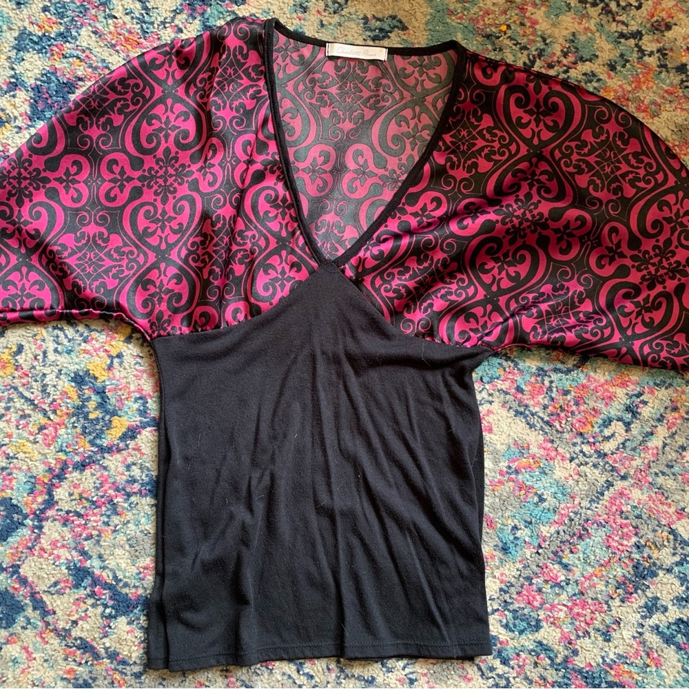 Small top with silk top